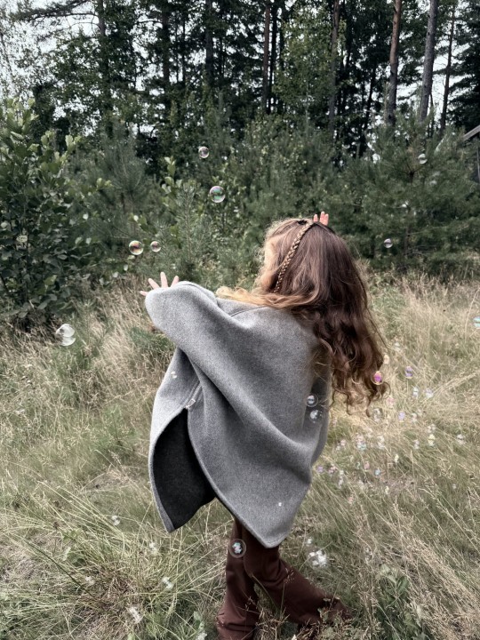 Wełniane Ponczo samochodowe PREMIUM 100% Merino Wool Stardust – MySafeHug (szary melanż) 0–6 lat