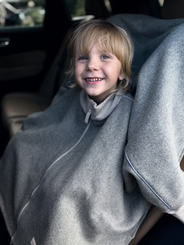Wełniane Ponczo samochodowe PREMIUM 100% Merino Wool Stardust – MySafeHug (szary melanż) 0–6 lat