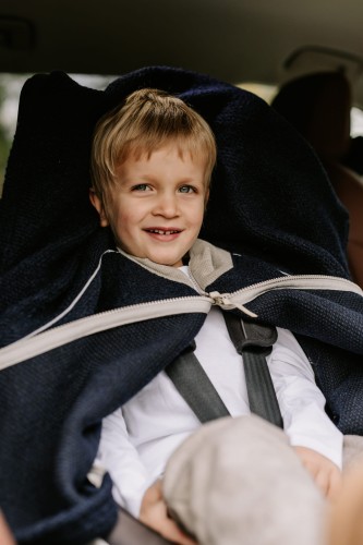 Wełniane Ponczo Samochodowe Merino Wool Midnight – MySafeHug (granatowy)